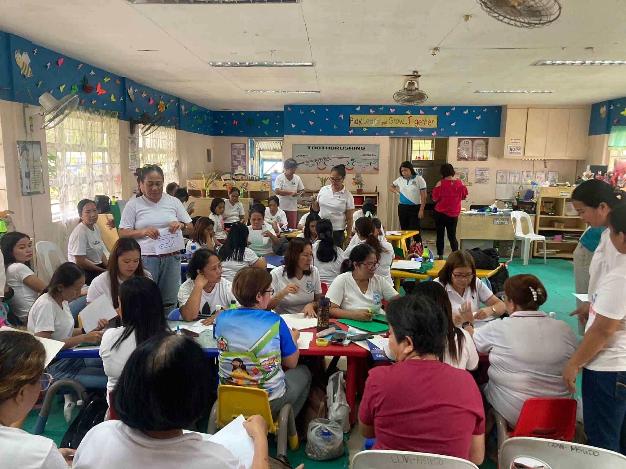 CDWs collaborating on materials