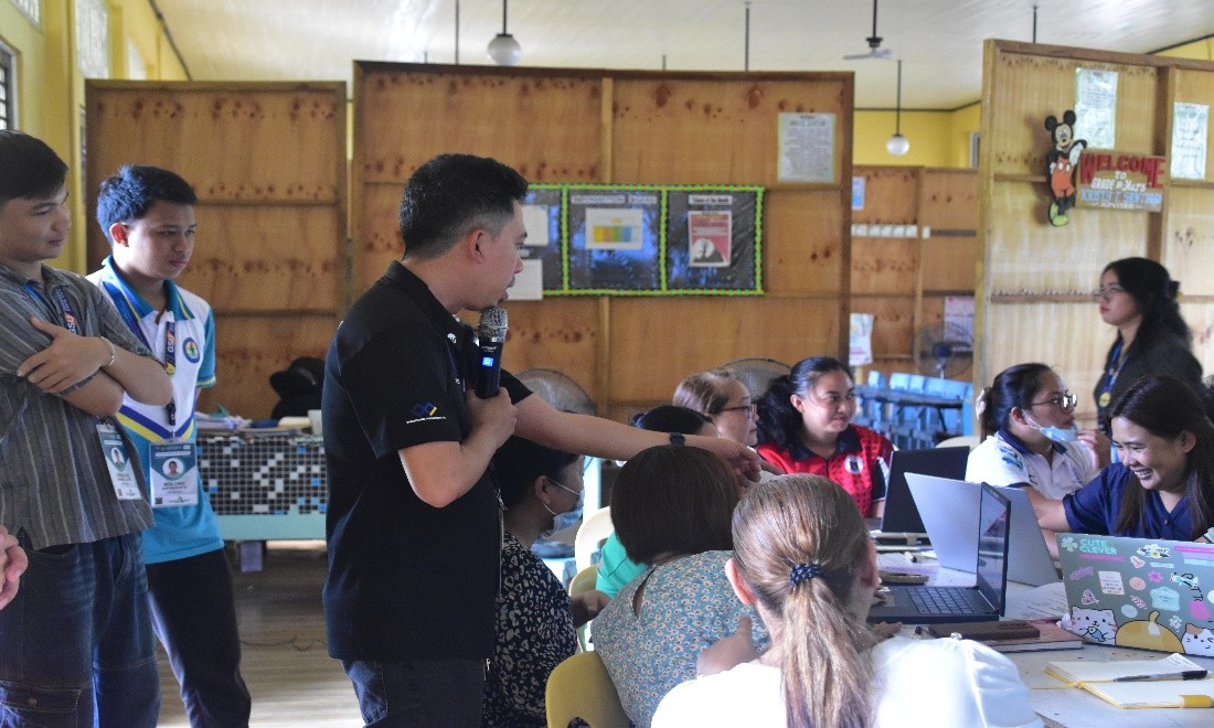 Teacher presenting digital design output