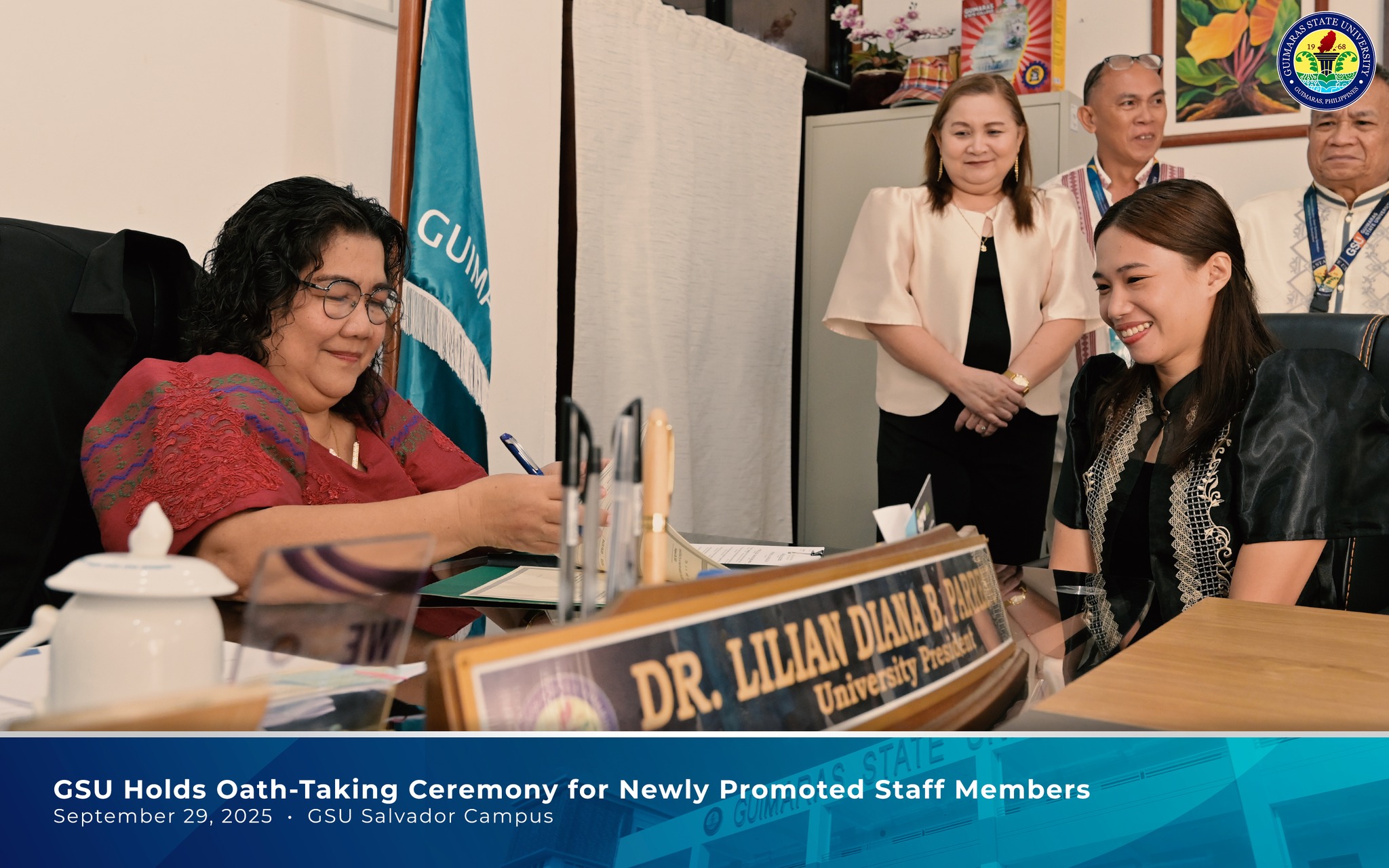 Promoted staff taking oath before GSU President